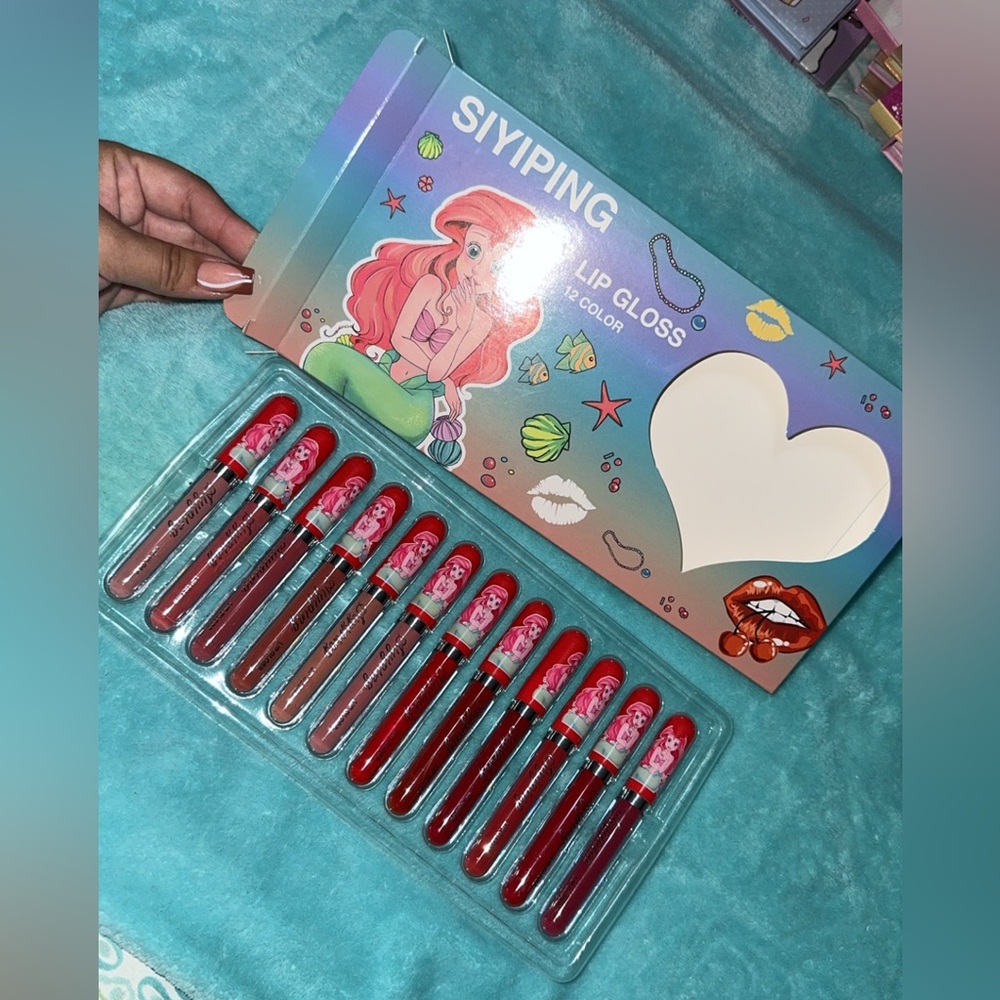 Siyiping Lip gloss